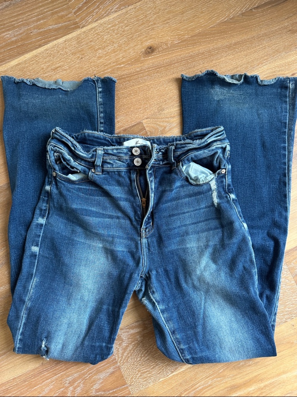 KanCan Women’s Blue Distressed Jeans 11/29